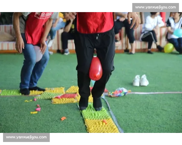 夹球跳比赛:挑战极限的趣味竞技活动,考验团队协作与协调能力 夹球跳比赛:挑战极限的趣味竞技活动,考验团队协作与协调能力